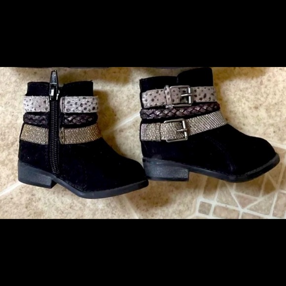 Koala Kids Other - Koala kids faux suede boots